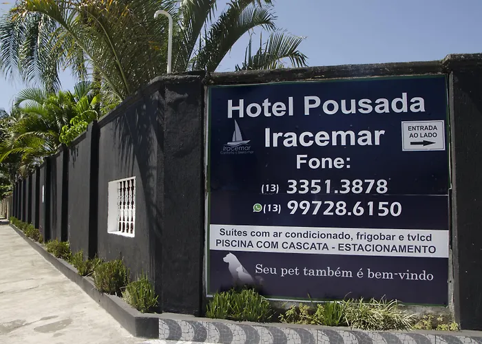 Hotel Pousada Iracemar, 60m da Praia da Enseada, Piscina Aquecida ao Ar Livre para Relaxar em Qualquer Estação, Café da Manhã, Estacionamento, Recepção 24h, Aproveite o Mar, Passeios e Atividades Náuticas a 100 metros